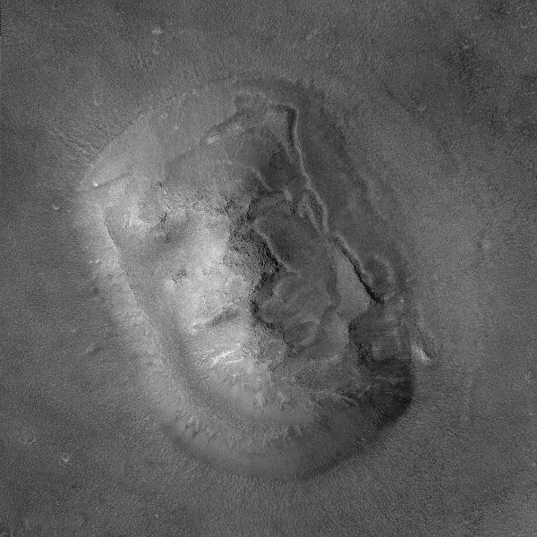 sfinxul (fata) din regiunea Cydonia, planeta Marte