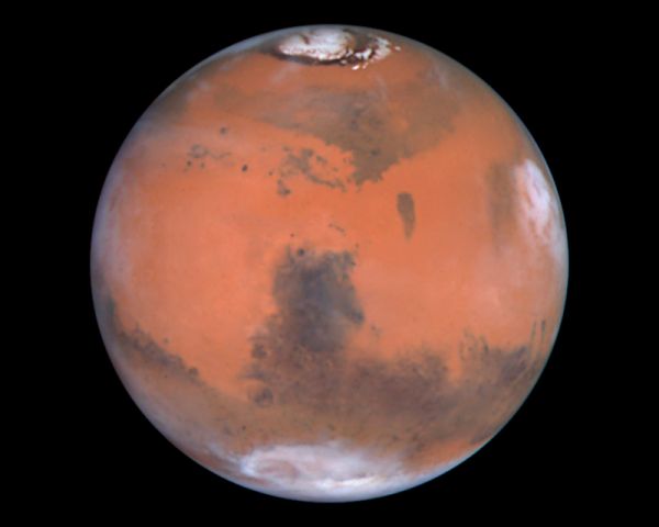 planeta Marte, vazuta din spatiu aproximativ la longitudinea 90 est