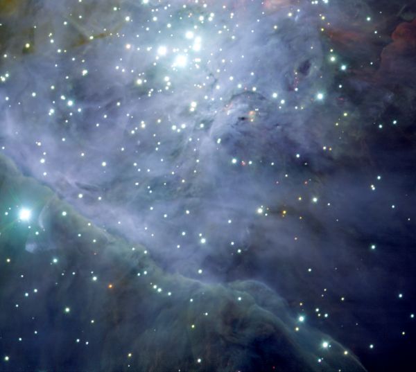 cele 4 stele masive numite Trapezium din nebuloasa Orion