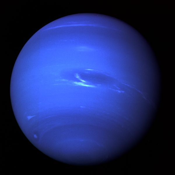 planeta Neptun pozat de sonda Voyager-2
