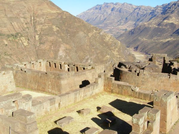ruinele magice ale zeilor din Peru construite din pietre care se potrivesc perfect fr ciment la Pisac, Peru, 3000 metri altitudine