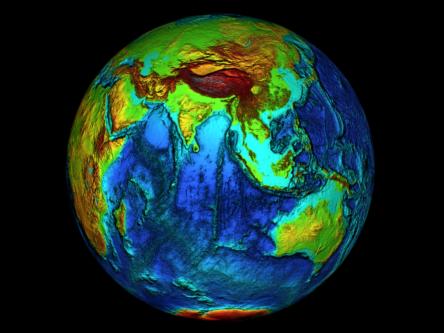 Terra, planeta noastra, vazuta din spatiu deasupra ecuatorului la longitudinea 90 est